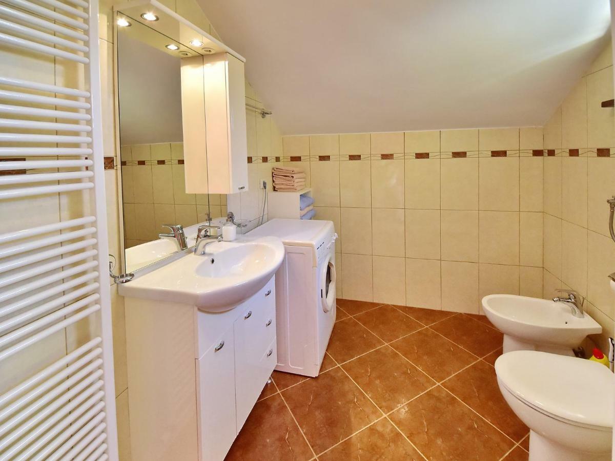 Apartment Laurus-2 By Interhome Lovran Bagian luar foto